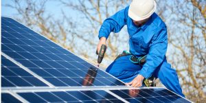 Installation Maintenance Panneaux Solaires Photovoltaïques à Pezarches